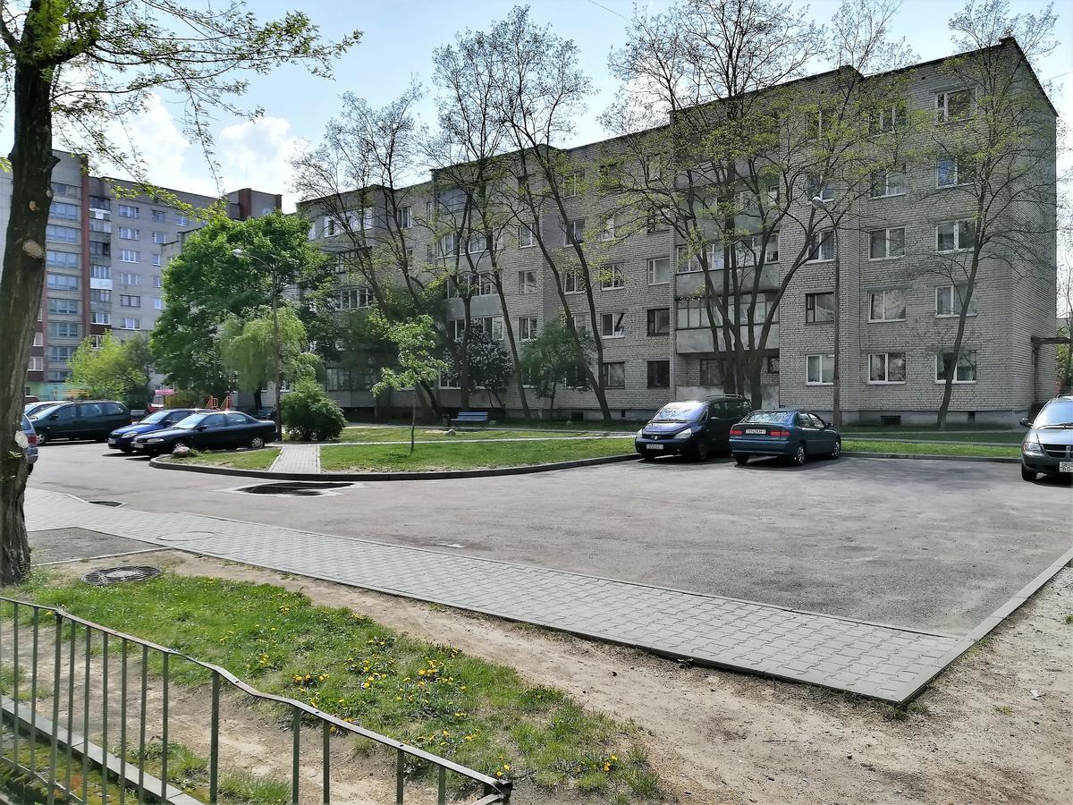 Apartament Na Adamkovskoy Apartamento Brest Exterior foto